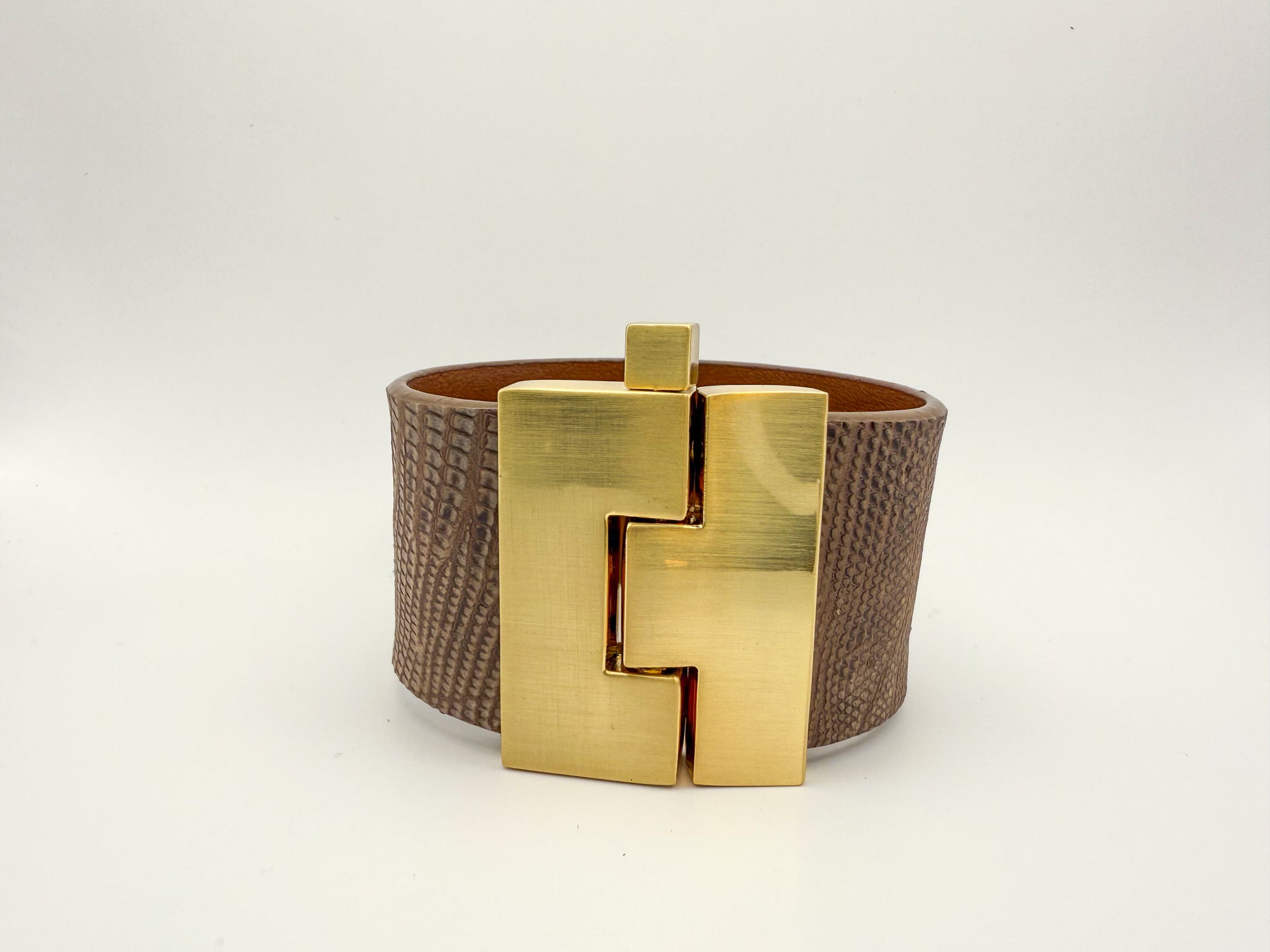NEW Mink Lizard Jigsaw Cuff