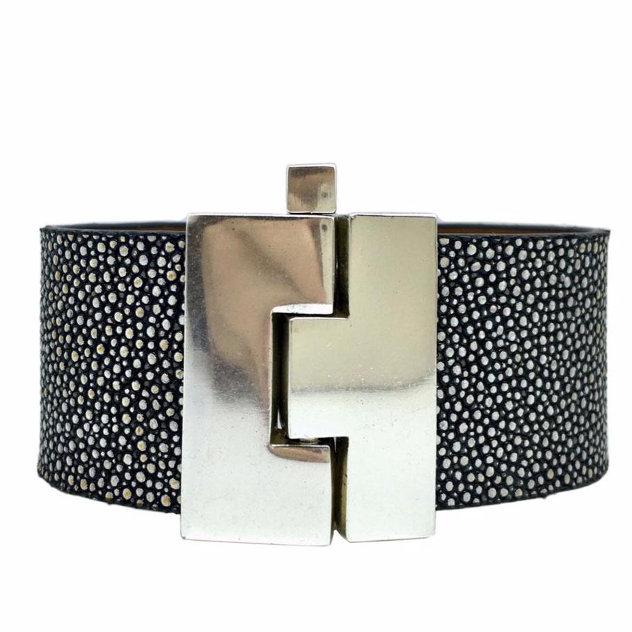 Wide Silver Hologram Stingray Jigsaw Cuff